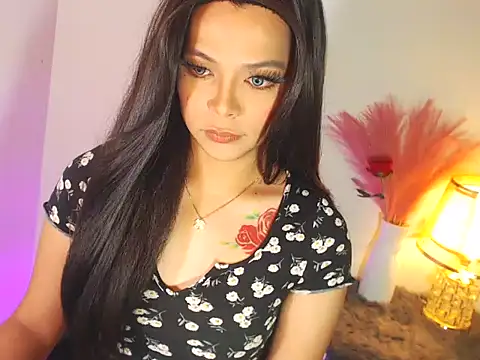 MajesticKitana online show from November 4, 5:12 am