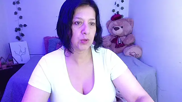 Snapshot of camilalatti chatting on September 23, 4:27 pm camilalatti online show from September 23, 4:27 pm