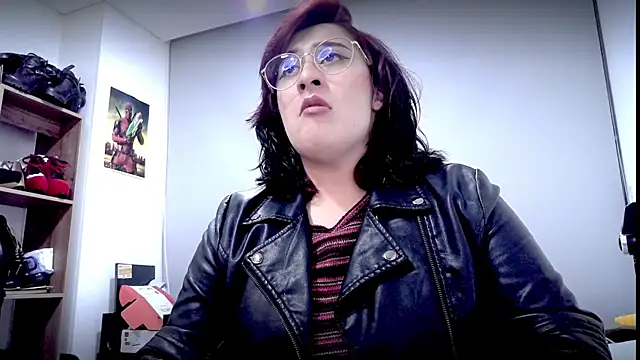 Scarlett Sen online show from April 16, 3:55 pm