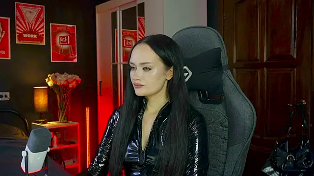 QueenAliss online show from February 16, 7:52 am