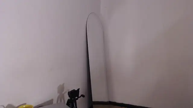 ValienteGirl  online show from April 7, 3:52 am