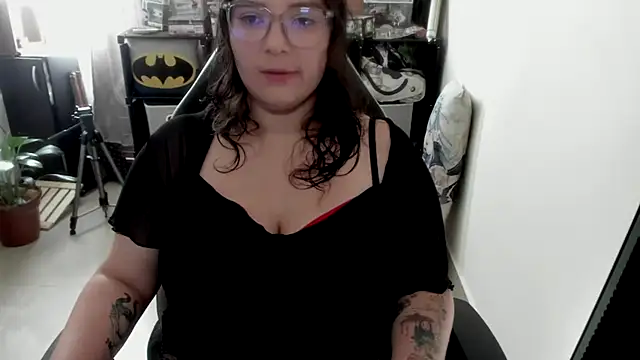 aika-dreams online show from March 31, 2:17 pm