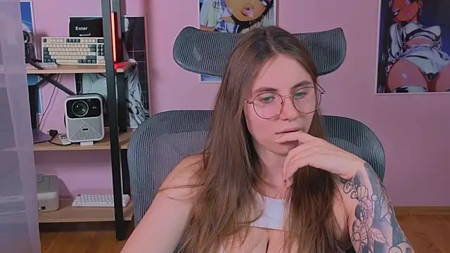  AnnaStark  online show from March 6, 10:05 pm