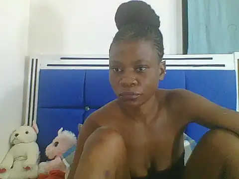 Sweetbaby004 online show from September 25, 10:29 pm