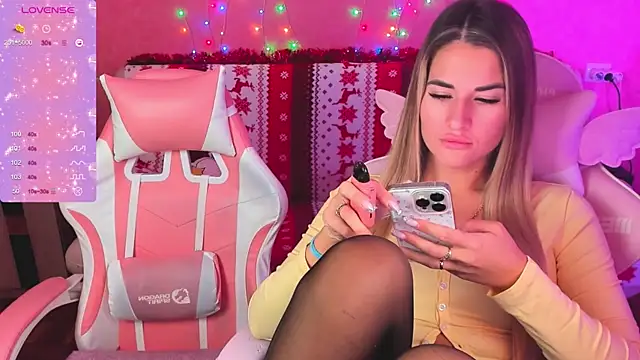 ivannatompsonnn online show from January 19, 6:20 am