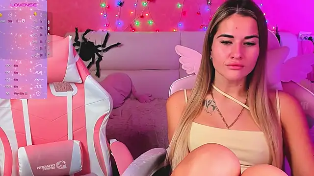 ivannatompsonnn online show from November 22, 6:27 am