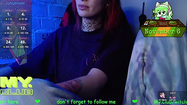 Witch Emma online show from November 6, 8:04 pm