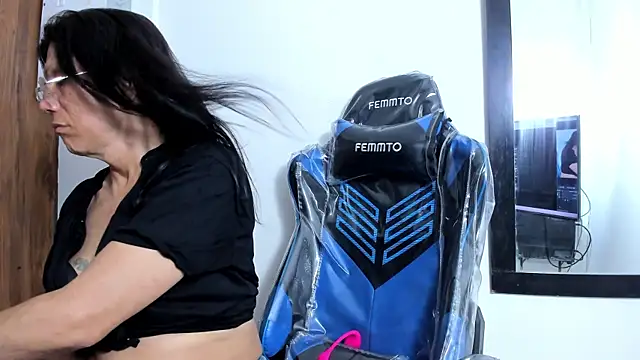 Cleopatra Trans online show from October 27, 6:46 pm