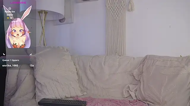 bunnycuteshy online show from December 16, 1:50 pm