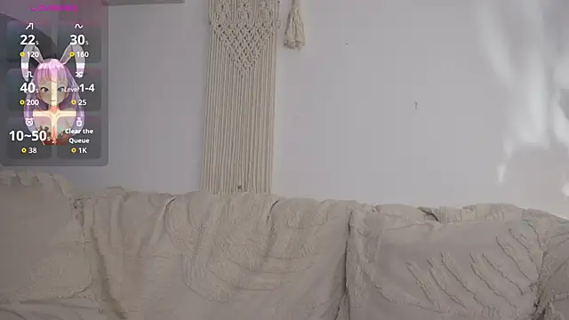 bunnycuteshy online show from January 8, 1:04 pm