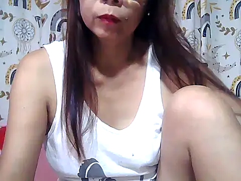 urwife tobe online show from April 25, 8:28 pm