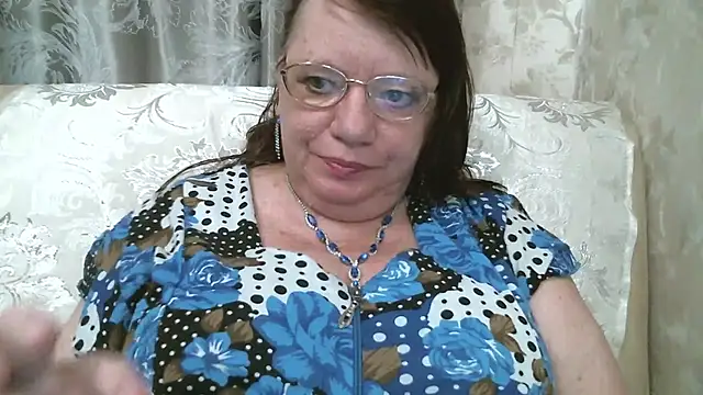 SusanaAhSun online show from July 10, 12:05 pm