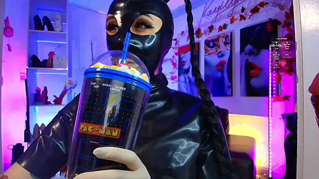 kayilyn online show from March 28, 1:43 pm