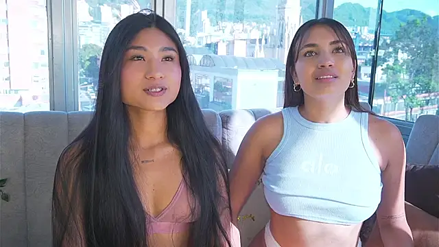 aisha es online show from September 13, 9:01 pm