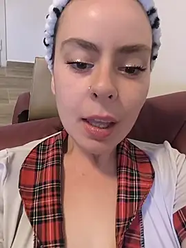 Stoned-baby69 online show from September 27, 3:08 pm