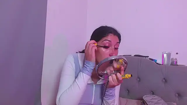 Red-moon1 online show from October 12, 3:53 am