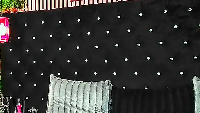 InannaStar online show from February 6, 5:33 am