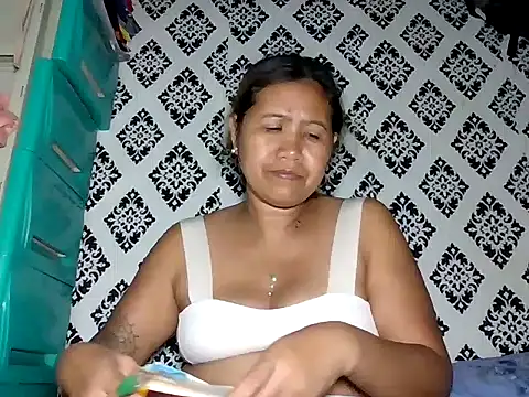 sweet smile4u online show from March 27, 11:22 am