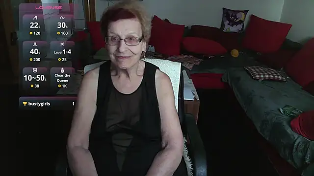 HeisseomaOriginal online show from October 27, 8:21 am