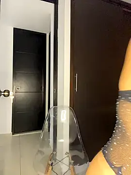 NatashaCruz- online show from November 26, 9:27 pm