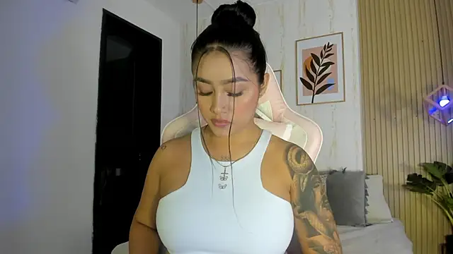 Snapshot of CameronCollins_ chatting on September 29, 7:30 pm CameronCollins online show from September 29, 7:30 pm