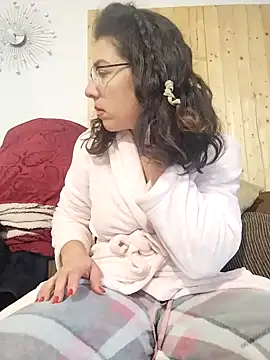 SquirtyMellissaLabia online show from December 14, 8:20 am