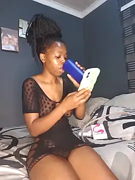 SheisBlacq online show from December 19, 10:24 pm