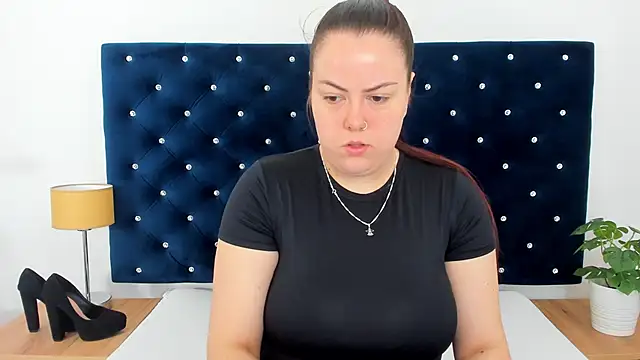 EvaLick online show from October 27, 6:42 am