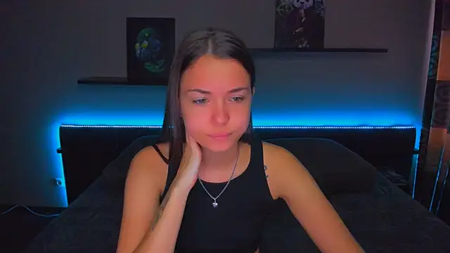 AlexaBarkley online show from October 3, 1:00 am