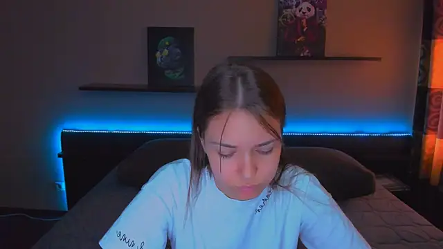 AlexaBarkley online show from March 20, 5:56 am