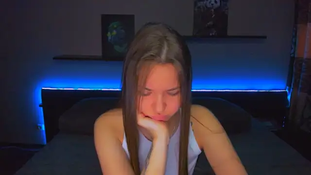 AlexaBarkley online show from April 2, 12:41 am