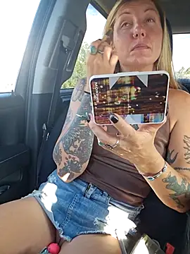 SheIsSomething online show from October 9, 9:52 pm