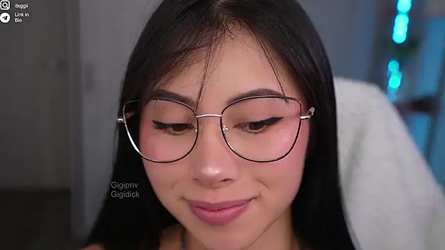 Gigi ohlala online show from October 7, 12:53 pm