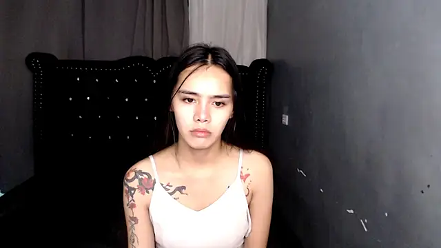 shecutie69 online show from August 8, 11:02 pm