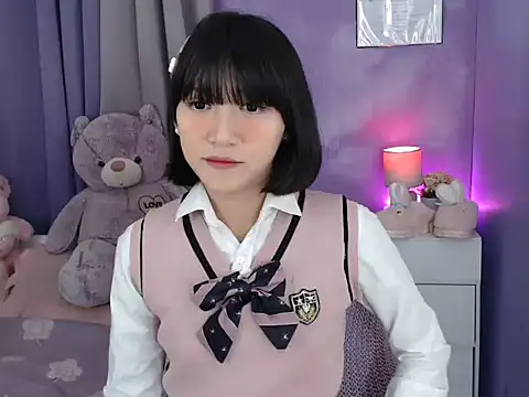 urlovelyfreya online show from October 31, 1:07 am