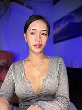 Jasmine Elcock online show from November 26, 6:31 pm