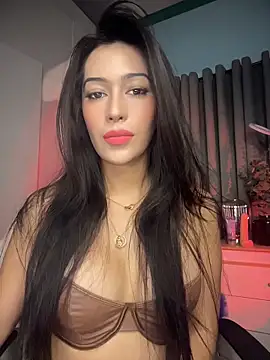 Jasmine Elcock online show from May 14, 9:20 pm