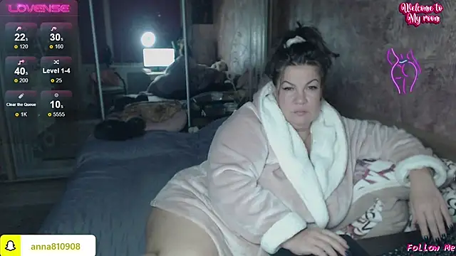 femme fatale1 online show from October 21, 5:28 pm