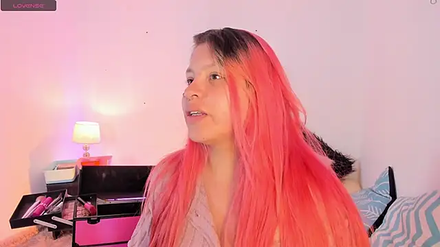 SophieRossi online show from November 11, 4:08 am