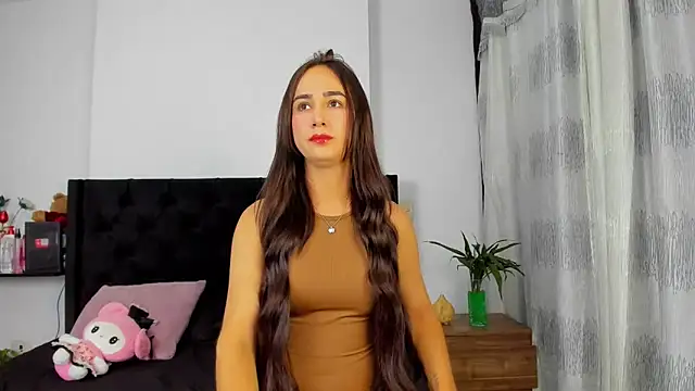 AndreaStivens online show from November 10, 10:10 am