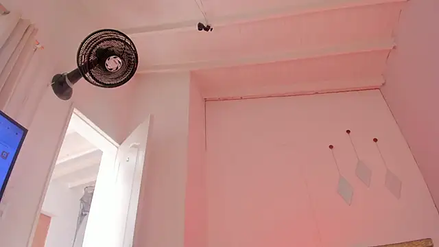 swt-booty online show from October 23, 5:41 pm