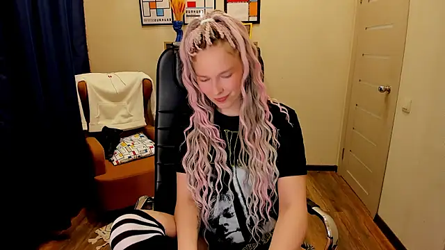  fiona Love online show from February 25, 8:07 pm