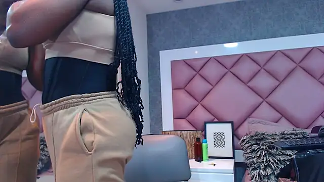 DanielaDuff online show from February 21, 7:47 pm