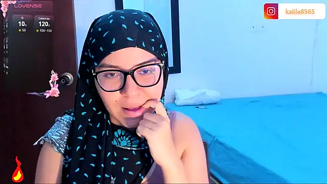 MatchedEyebrow online show from February 16, 9:58 pm