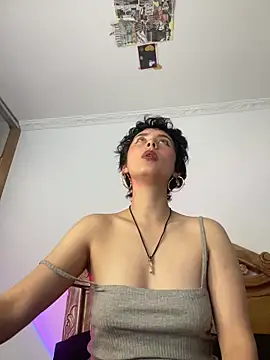 bellaa-w online show from October 28, 5:52 pm