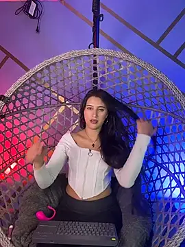 brenda moris01 online show from April 6, 9:27 pm