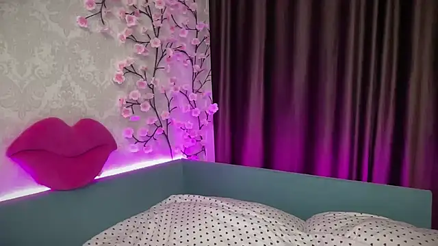 Miracle angel  online show from April 1, 7:11 pm