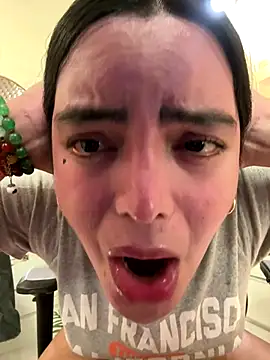 TS-SimplyTheBest online show from October 1, 7:13 am