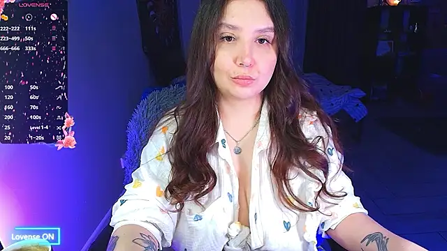 NicoleFancy online show from March 26, 6:20 pm