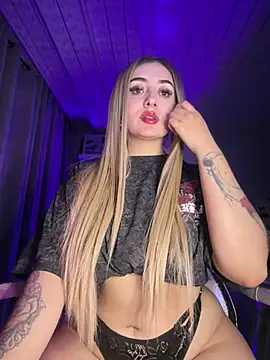 Sam Thompsoon  online show from May 28, 3:48 am